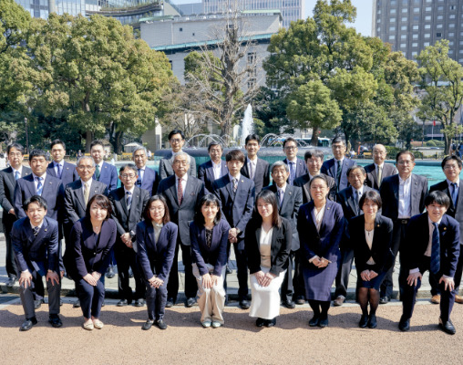 約30名の弁護士が即対応